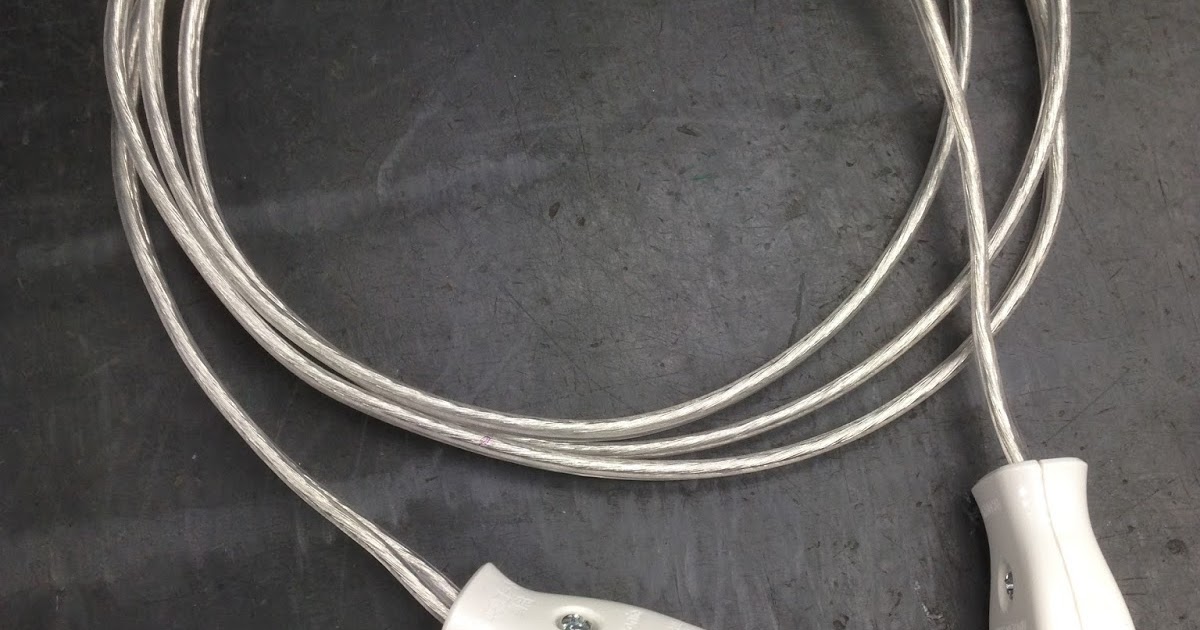 価格.com - 『ACコードの太さは100円ショップの延長コードより細い。』東芝 SIENT F-DLR100浜松大好さんのレビュー・評価投稿画像・写真「DC扇風機のメリットを感じます。」 130797