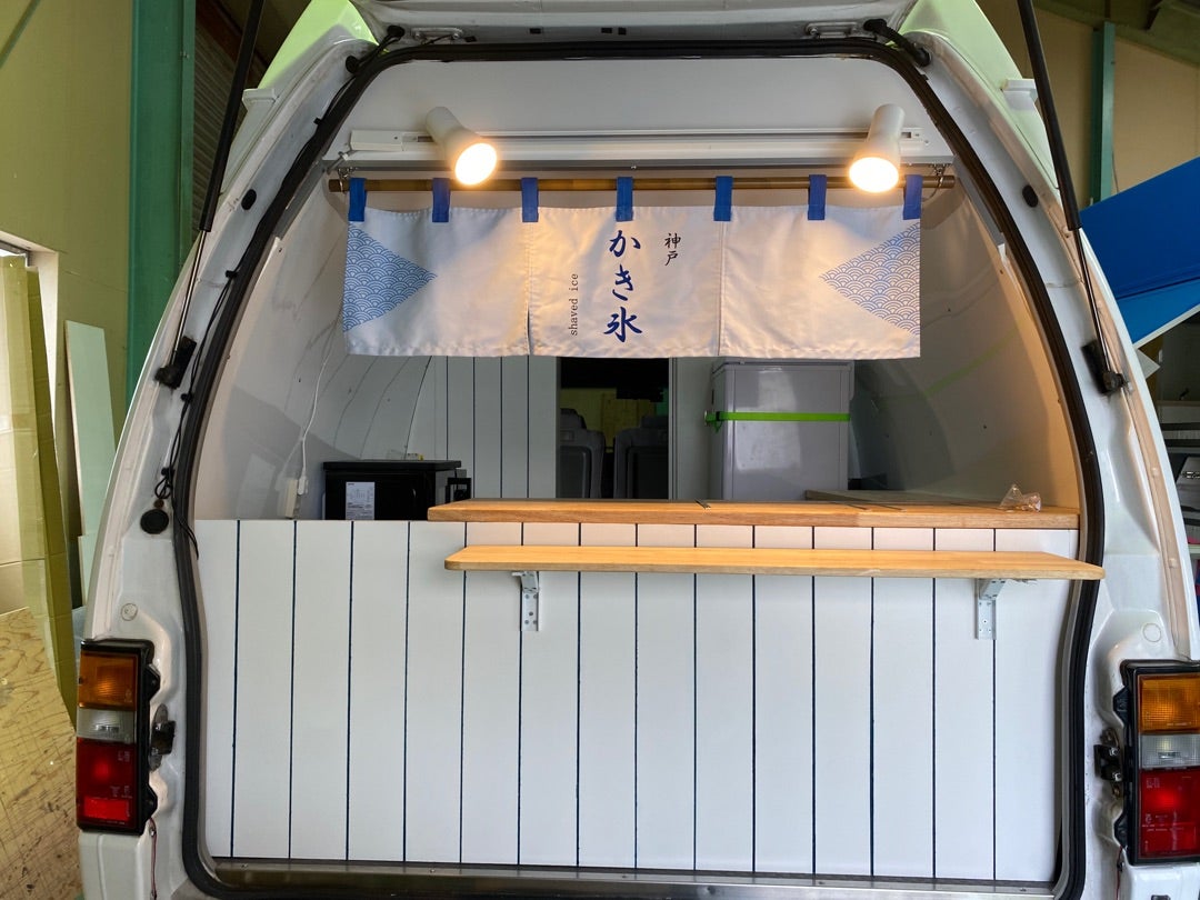 キャラバンをキッチンカーに改造！大阪でキッチンカー製作ボックキッチンカ