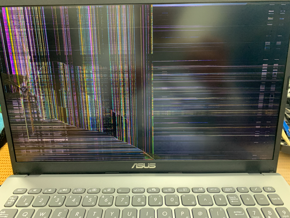 iMac m1 画面割れ Mac修理事例パソコンドック24 宮崎・都城店