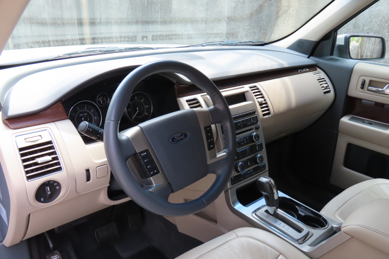 フォード フレックス 走行していないとエアコン効かない クーリングファン取替アールブイランド・コンセプト