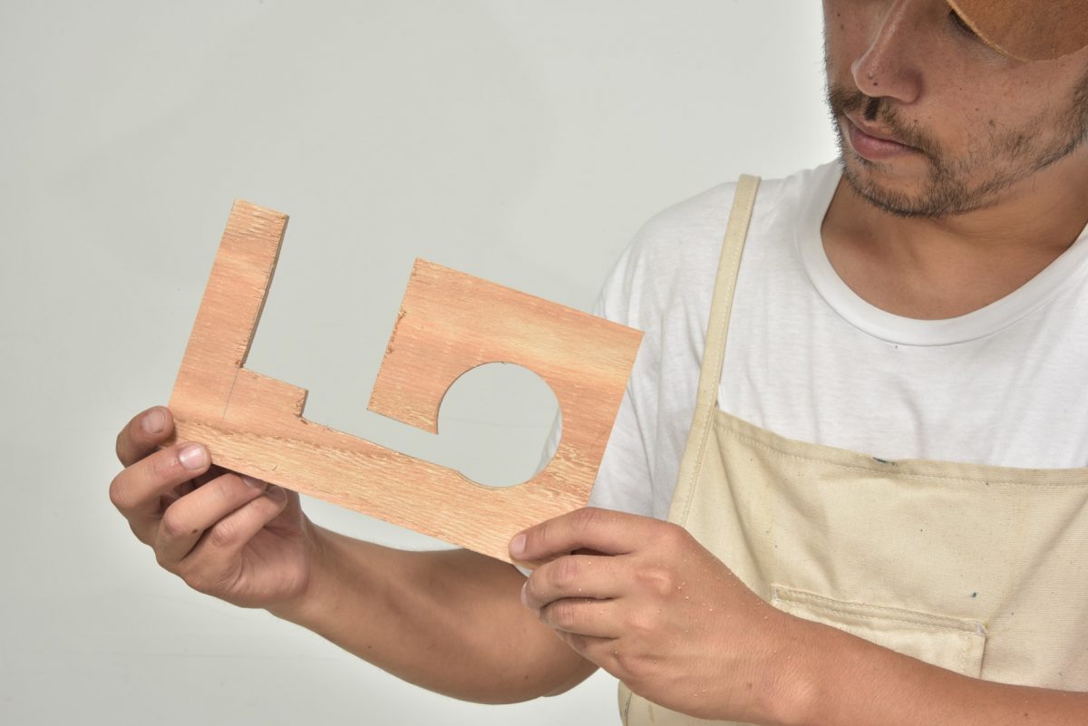 ウッドスピーカー 木製 iPhoneスピーカー 横型mini 木製iPhoneスタンドスピーカーの作り方をご紹介！