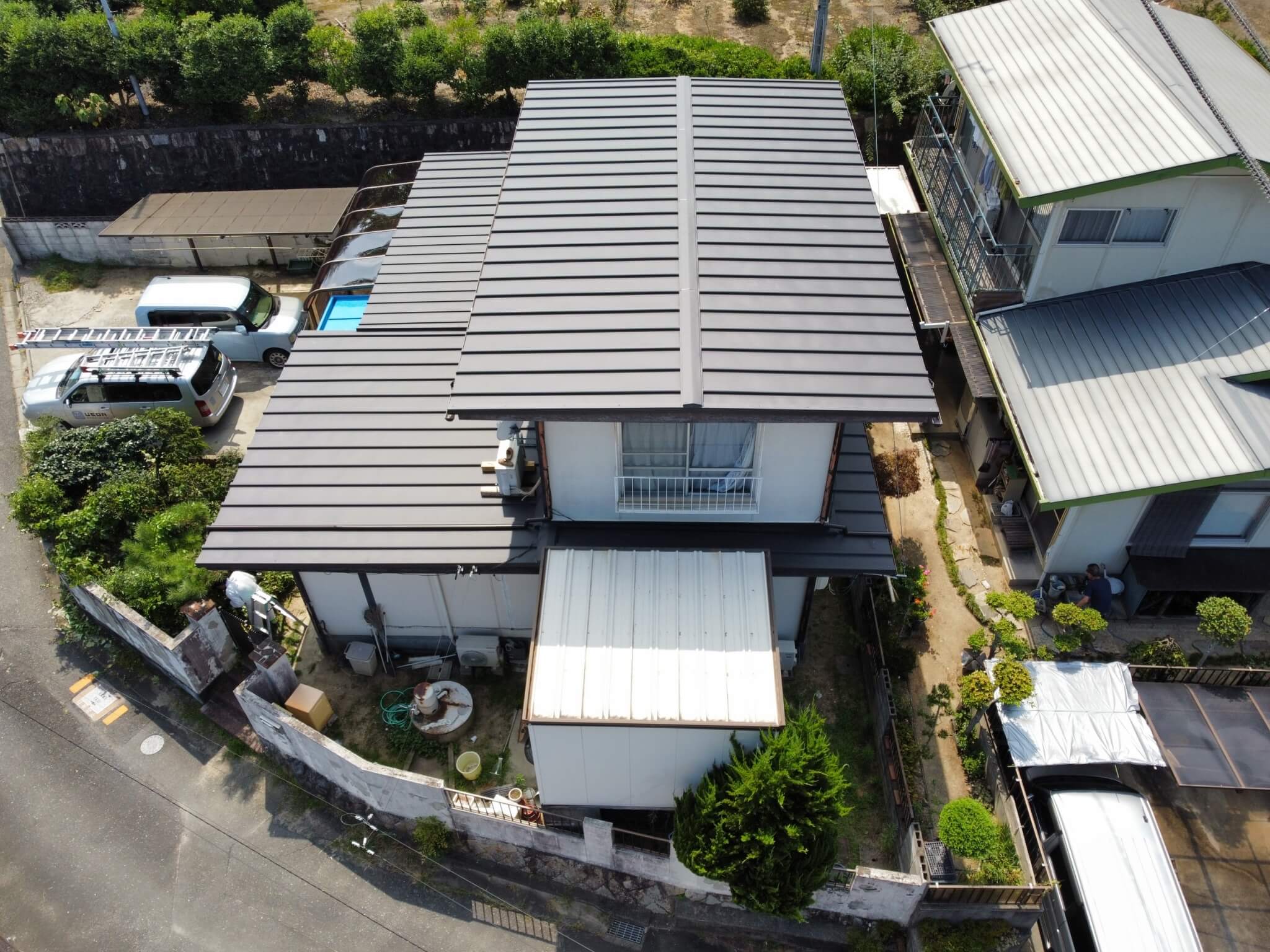 古くなったトタン屋根に最適なメンテナンスは 塗装か屋根カバー工法か葺き替えか金沢で屋根工事、点検、雨漏り修理なら街の屋根やさん金沢店