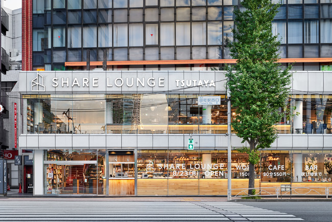 TSUTAYA 田町駅前店 が160席の全館SHARE LOUNGE シェアラウンジ にリニューアル - TECTURE MAG テクチャーマガジン空間デザイン・建築メディア