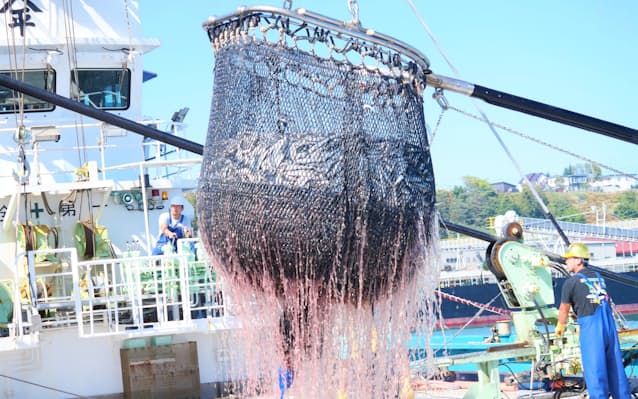 お風呂 おもちゃ おふろ 水遊びおもちゃ 色変更機能 噴水 音出す動物 LEDライト付き 漁網 ひ 収納バッグ付き デジタル学習 英語学習 お風呂プール おもちゃ 男の子 女の子 子供誕生日 プレゼント クリスマスプレゼント