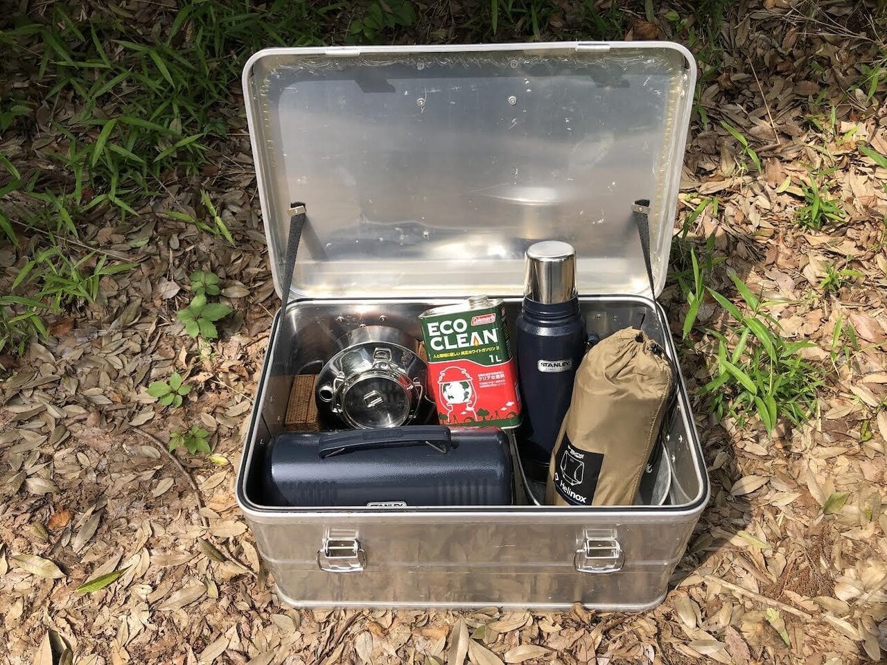 TRUSCO トラスコ縦入れ収納工具箱 筆者愛用 トラスコ TRUSCO の山型ツールボックス