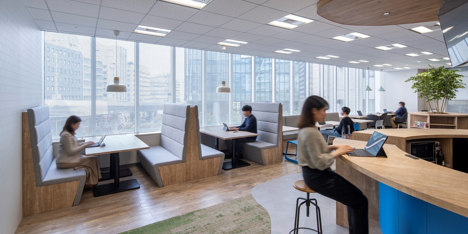 アルミパーテーションとは？構造や導入メリット・デメリットを解説