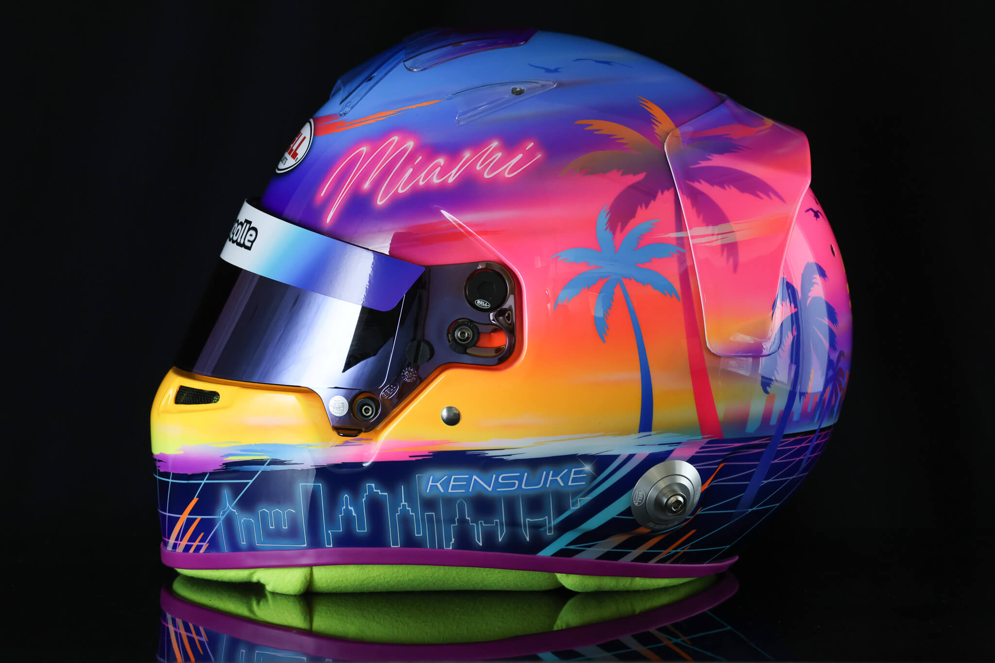 バイクの塗装、ヘルメットのカスタムペイント