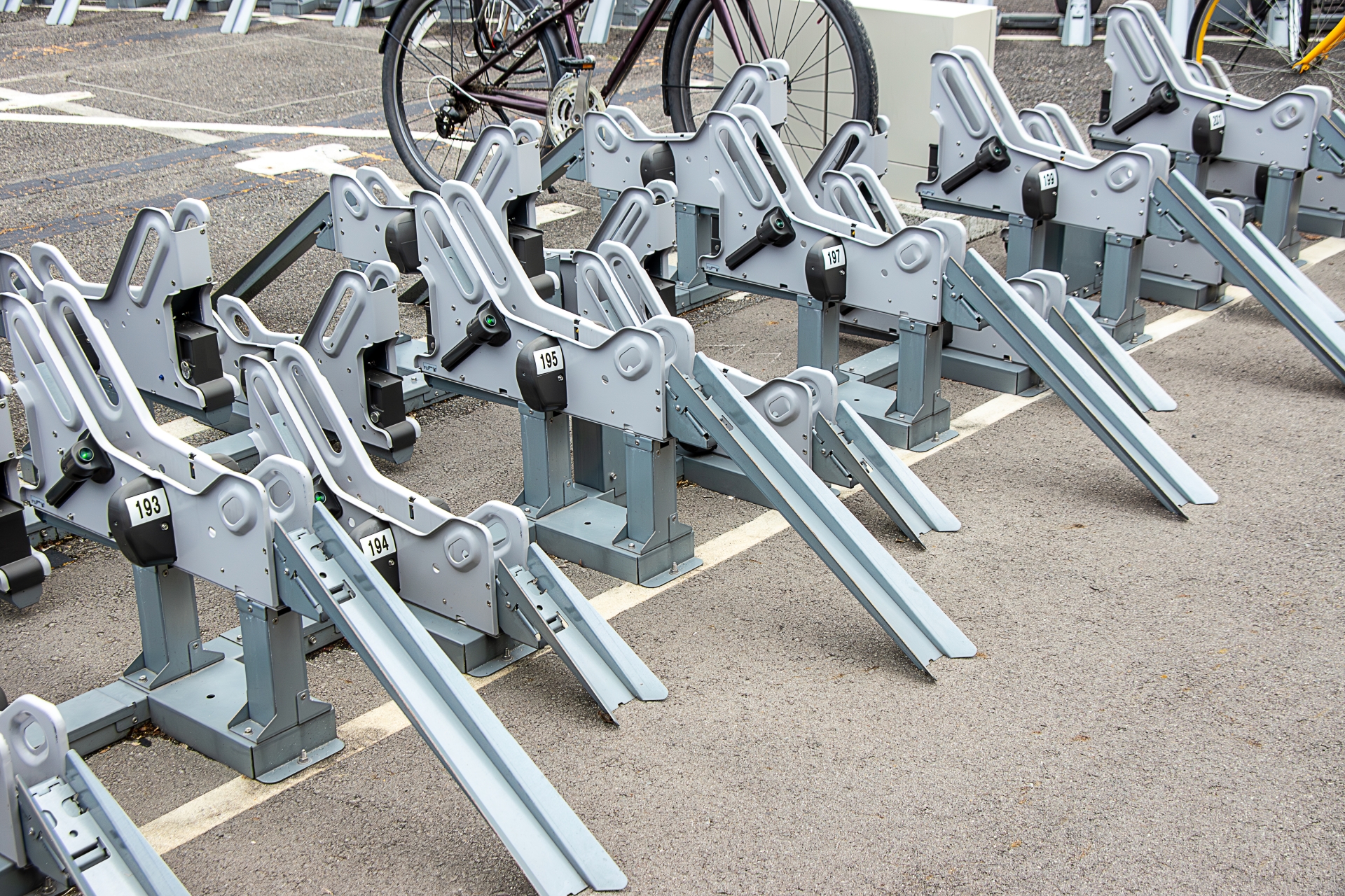 ラックレイアウト株式会社ニチプレ