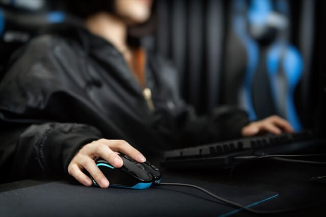 NEC LAVIE公式サイト > サービス&サポート > パソコンなるほどカフェ > Windows 10 館