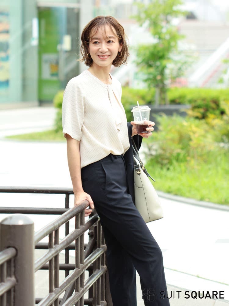 ドレスコード「カジュアル」とは？春夏・秋冬別レディースコーデ2nd STYLE