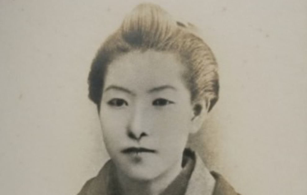 江島神社 辺津宮 本殿中津宮 奥津宮 のお札 神札 の「種類・初穂料 値段 ・授与場所 授与時間 など」鶴岡八幡宮-御朱印