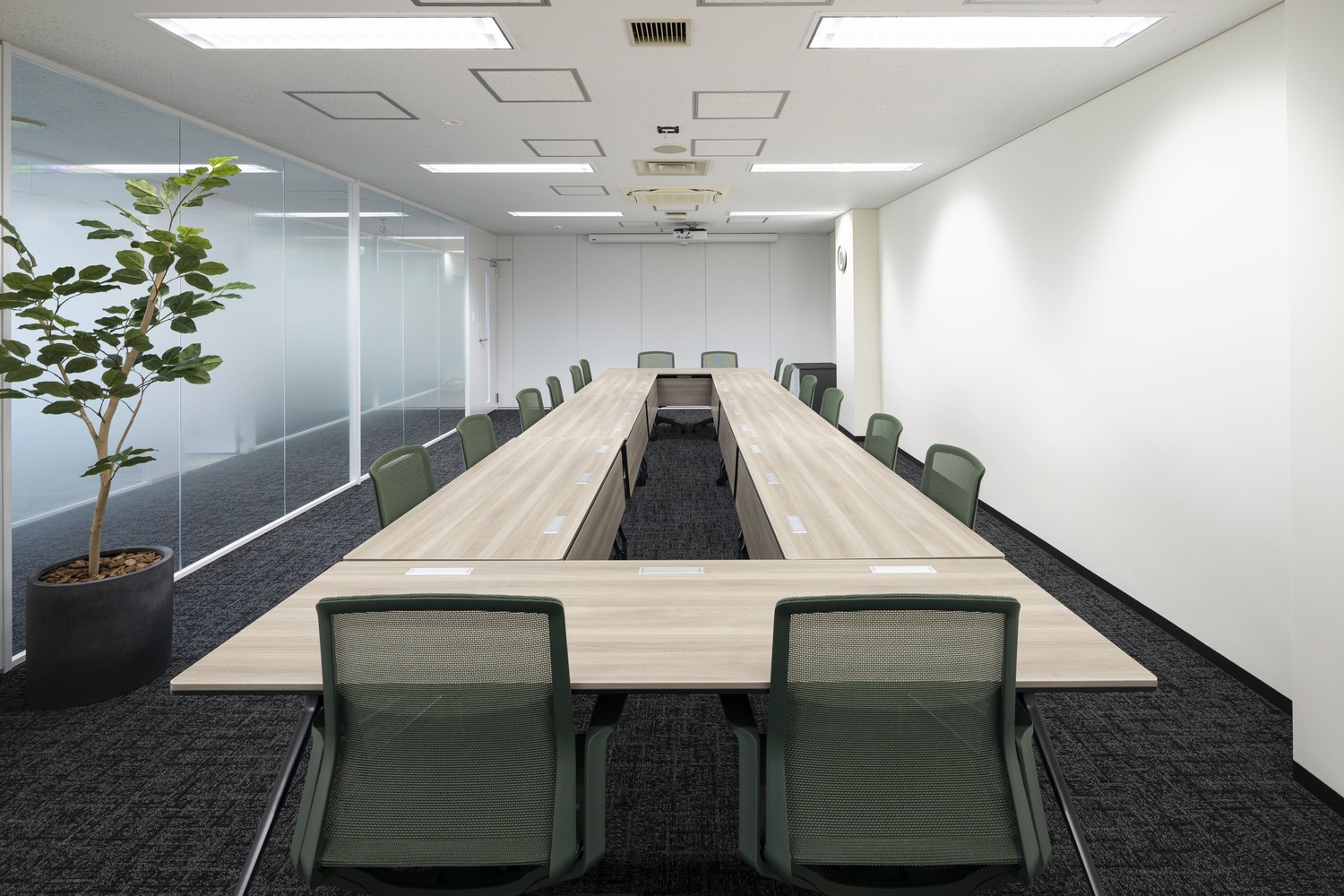 2025年版 おしゃれオフィスの事例40選！ジャンル・スタイル別にご紹介