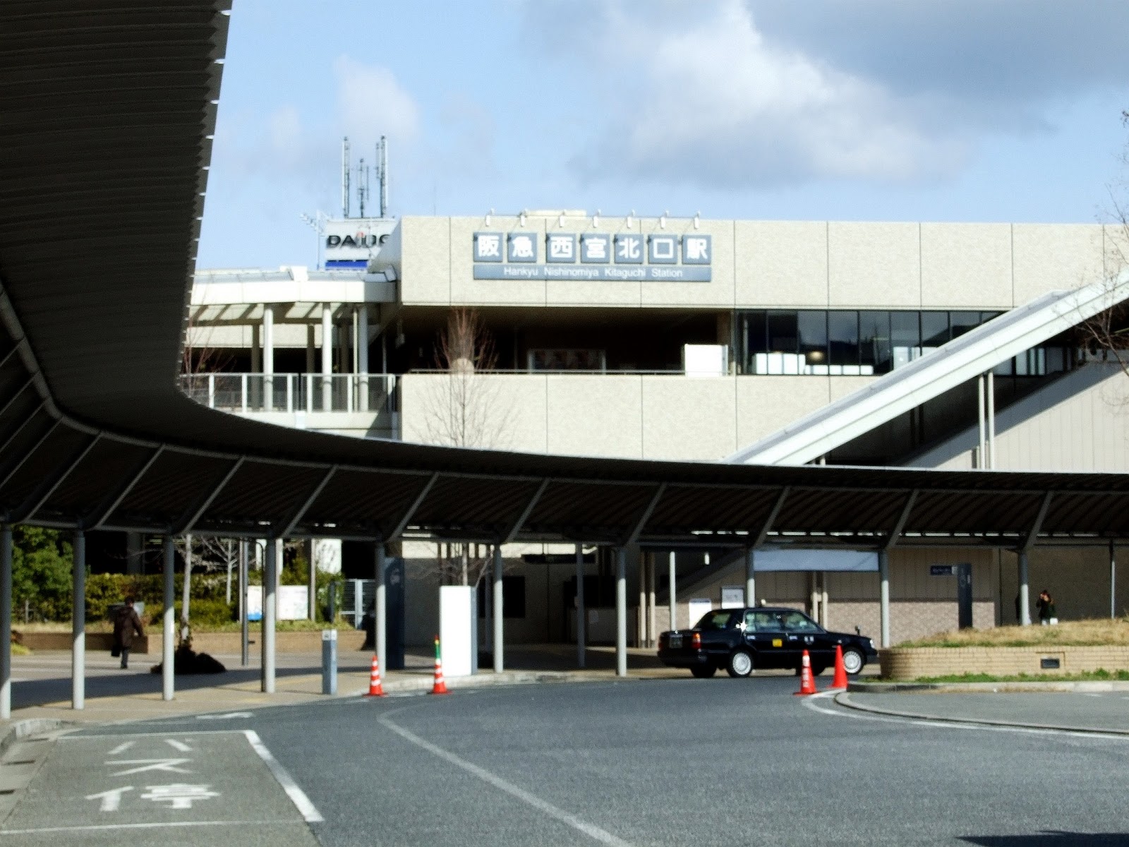 阪急電鉄株式会社 西宮北口駅ホーム改修 改札・搭乗口・ホーム納入事例集電気・建築設備Panasonic