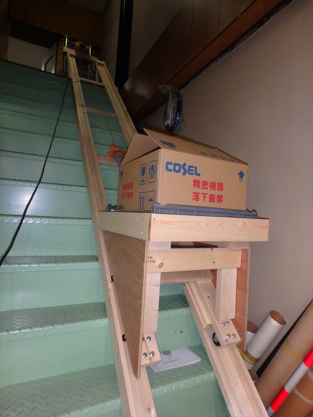 横移動を楽にするステンレス製バイクポジションチェンジャーの自作ステンレスパイプを溶接し製作した錆びないバイクムーバー、バイクリフター-イナズマ1200整備日記