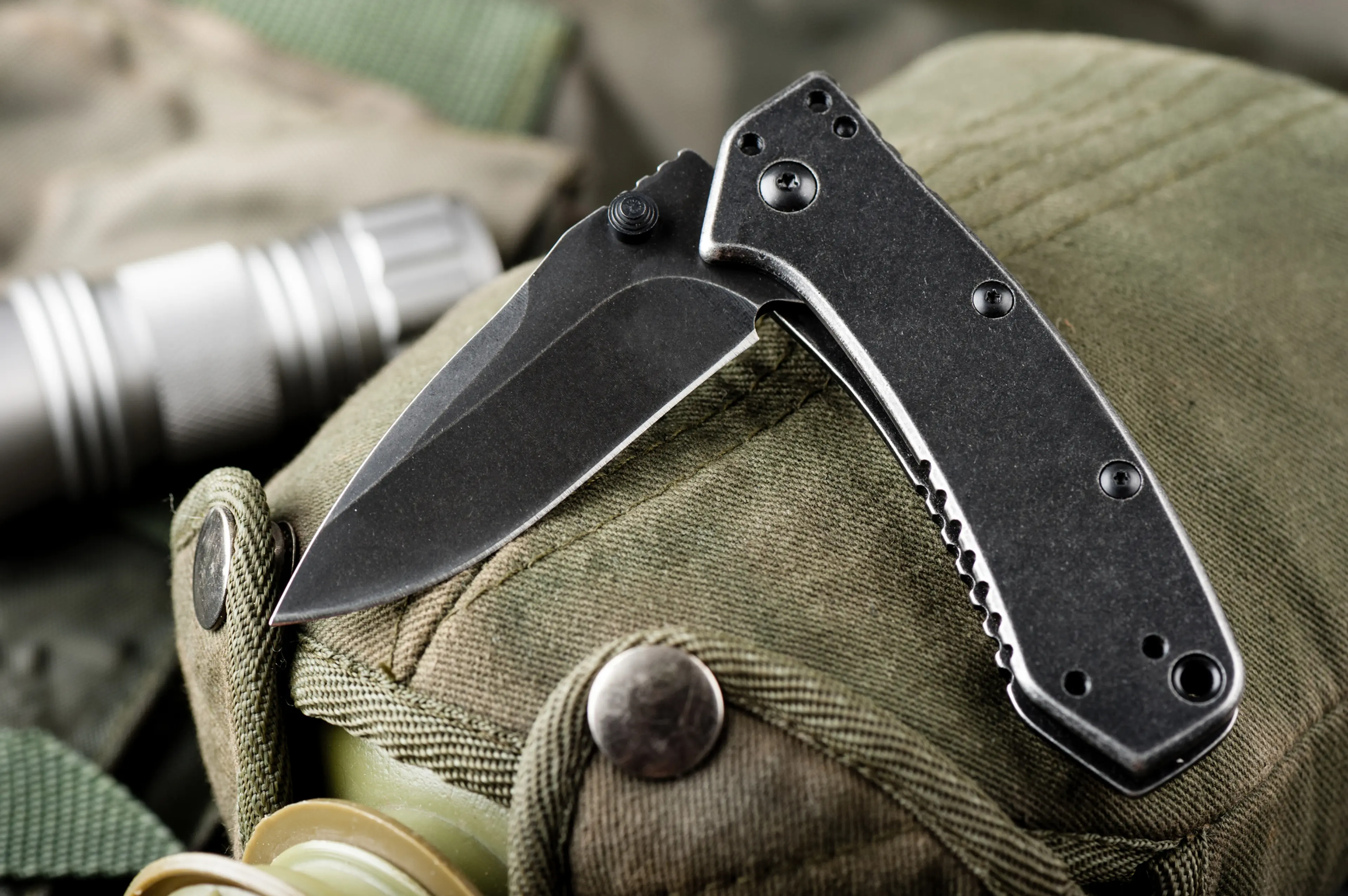 カッコいい。 シースナイフ フルタング サバイバルナイフ アウトドアナイフ