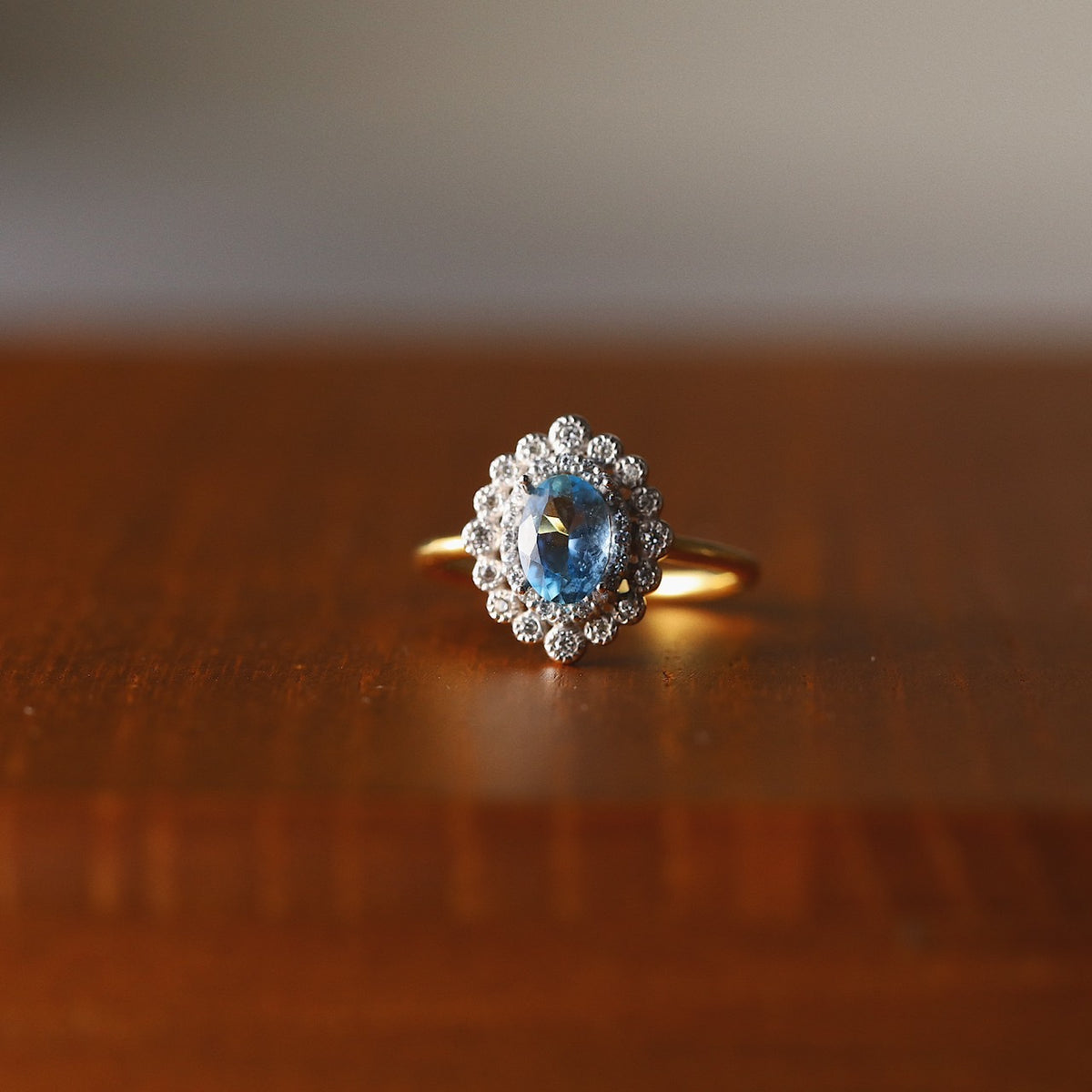 Kristen クッションカットヘイローリングラボグロウンダイヤモンド ダイヤモンド 婚約指輪