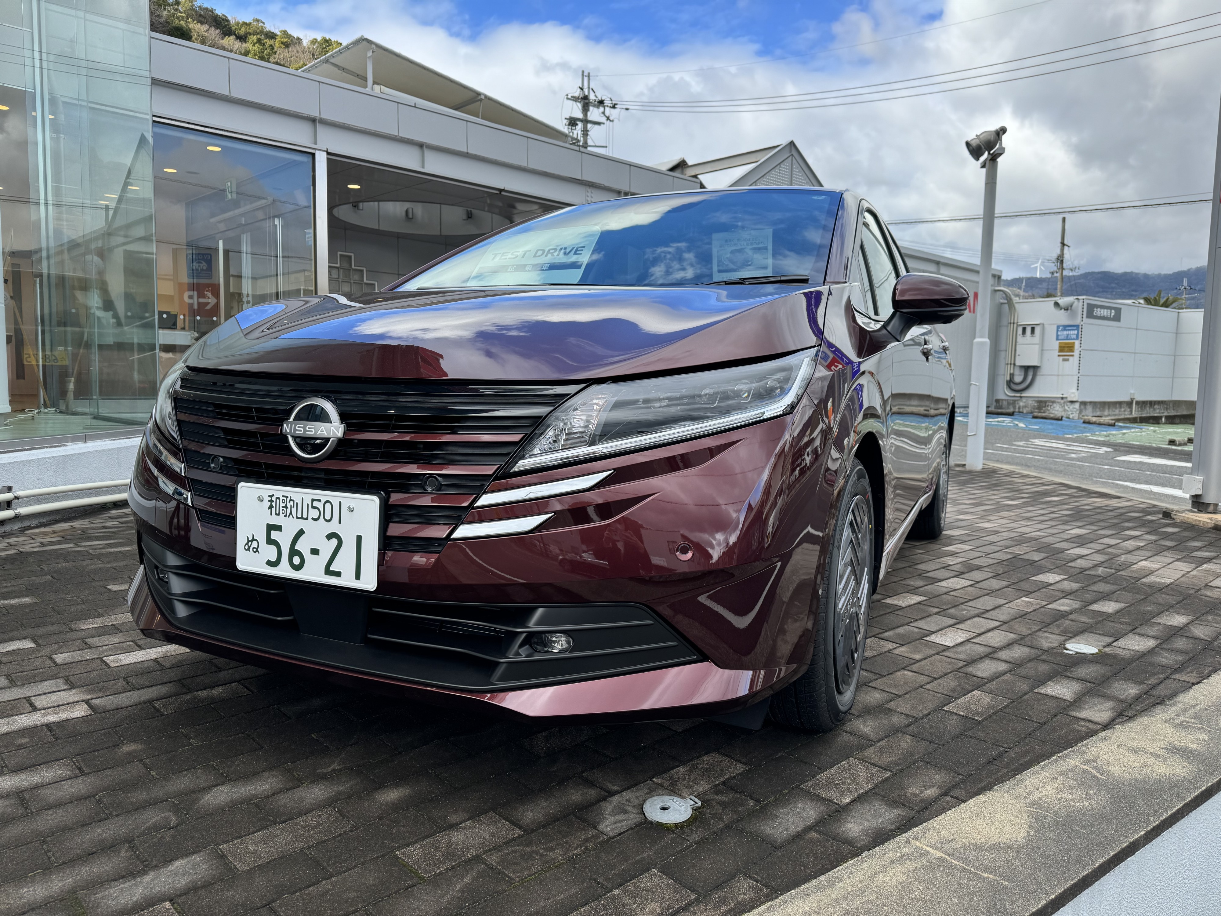 新着情報“ノートX”2023年式バーガンディー入荷しました！ガリバー那覇店の中古車入荷情報 G014441756858611062