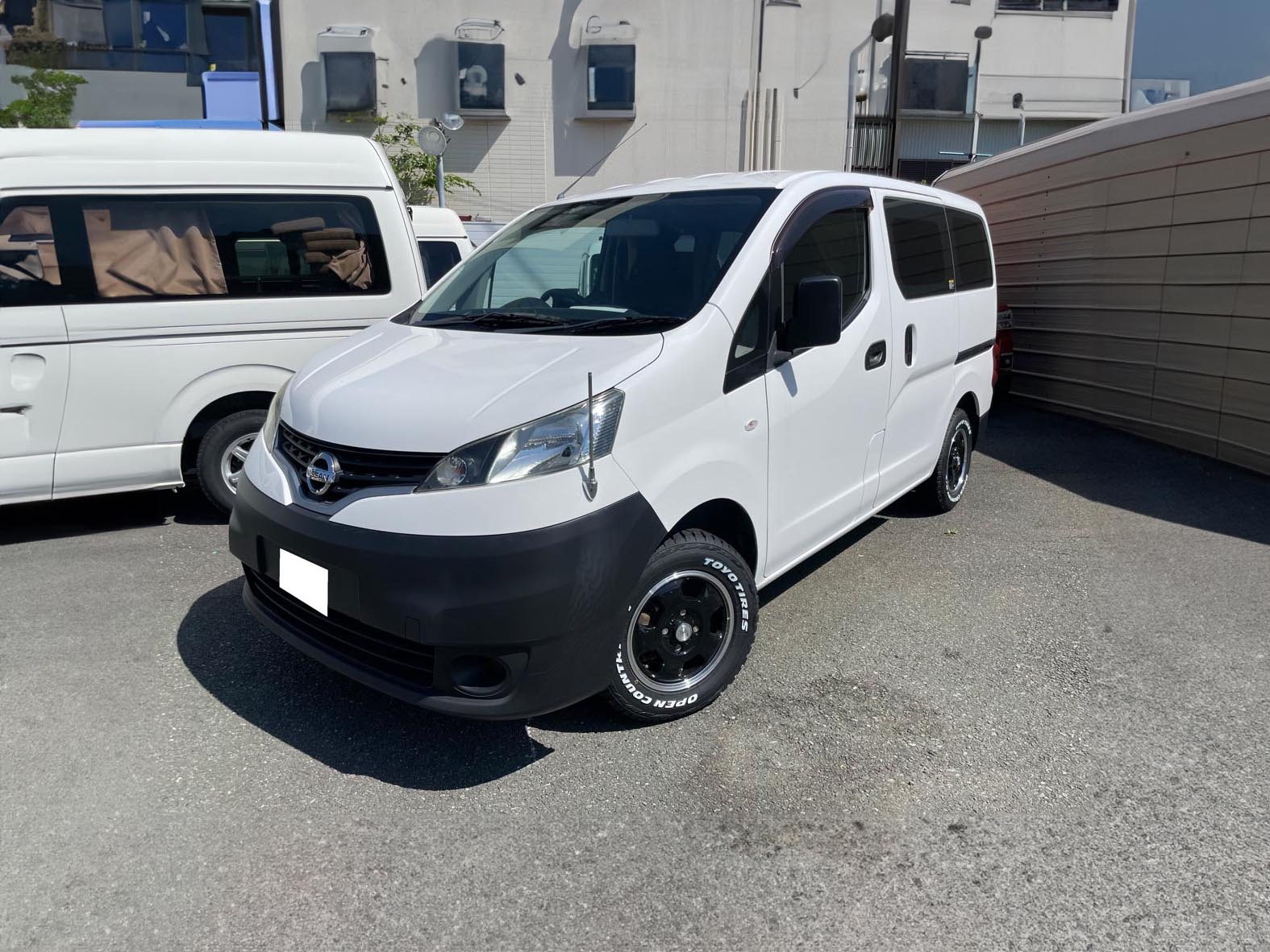 NV200 バネットワゴンアウトドア仕様グレーカスタム – SUVに強いカーショップ ランクアップLANC+UP