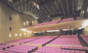 東京芸術劇場 東京・池袋 の「アクセス」「座席」「楽しみ方」を解説します コンサートホール ・プレイハウス・シアターイースト・シアターウェスト 一人でライブ遠征