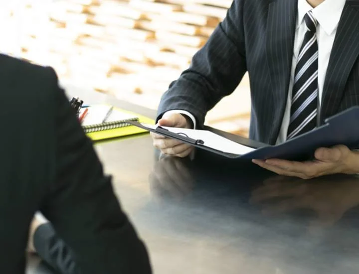 面接に臨む態度や表情11選！基本マナーを面接官はチェックしている！IT転職のためのデジタルメディア