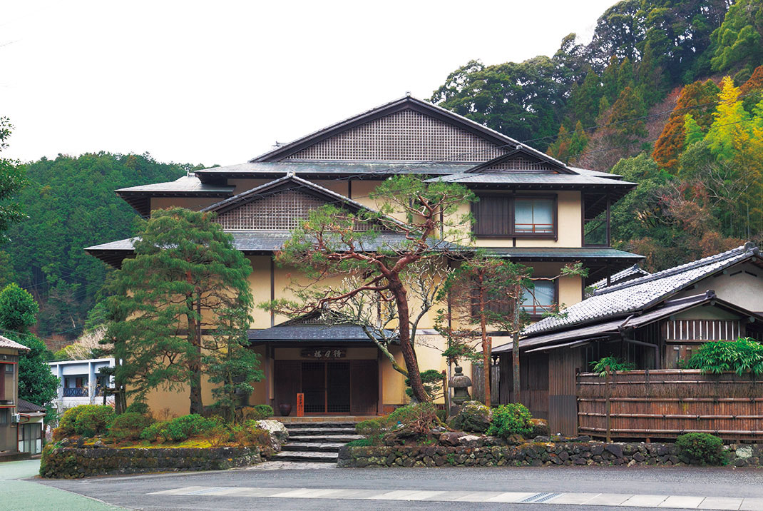 住宅街にある不思議な風景。静岡「登呂遺跡」で弥生時代の暮らしに触れる | たびらい観光情報