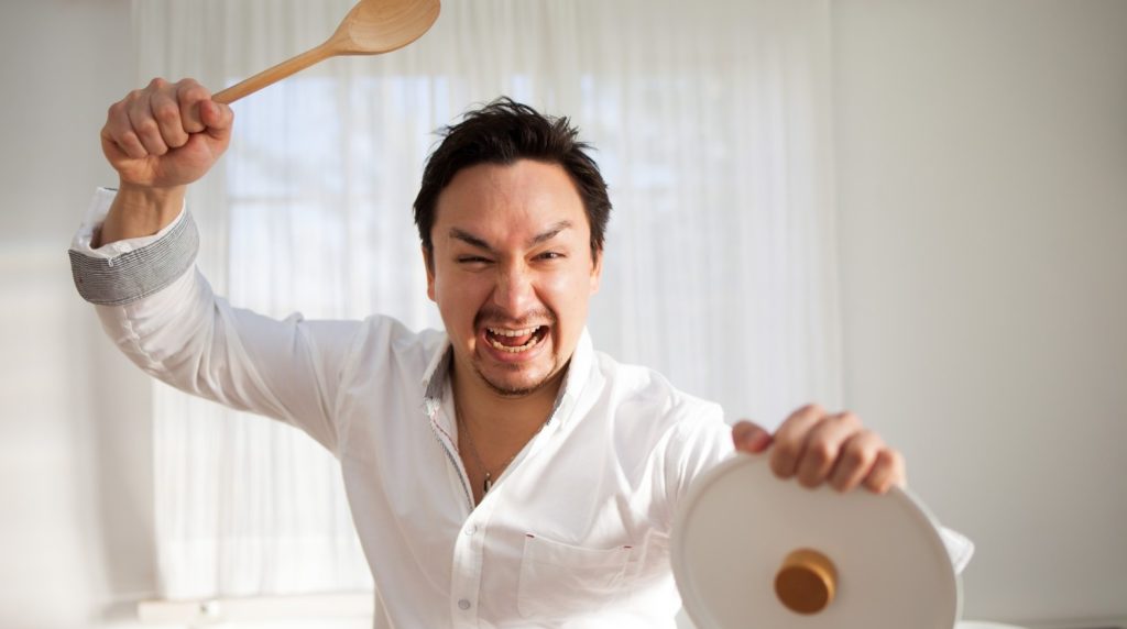 3人に1人が経験あり!?介護職員の職場内恋愛事情を大調査！ケアラビニュース l介護職員さんのお役立ち情報サイト