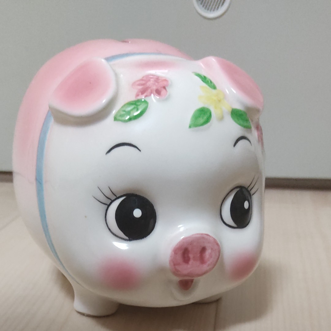 昔懐かしい豚の貯金箱 - メルカリ