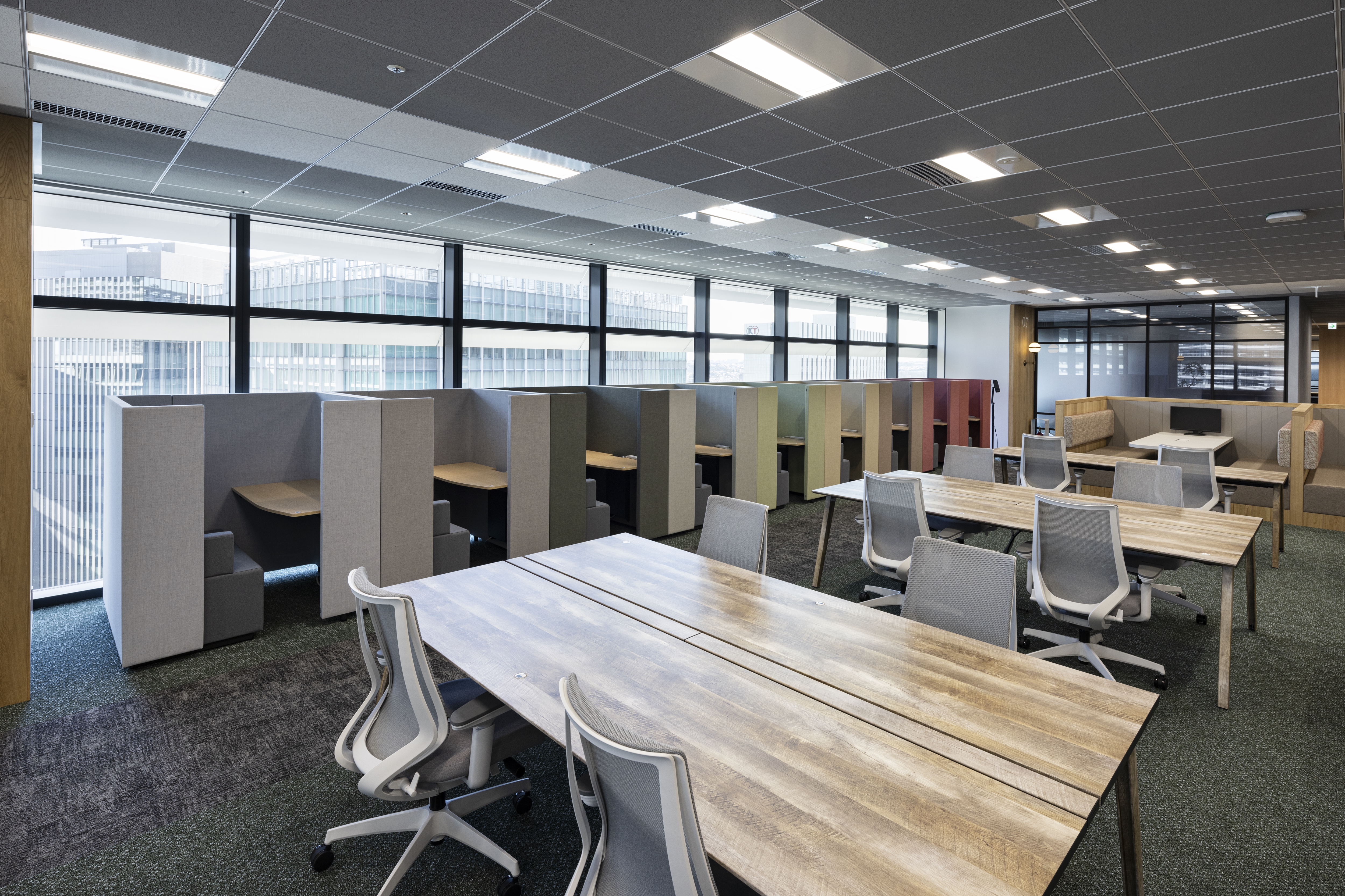 おしゃれな会議室の作り方～色彩について考える～デザイン家具ドットコムの特集ページ