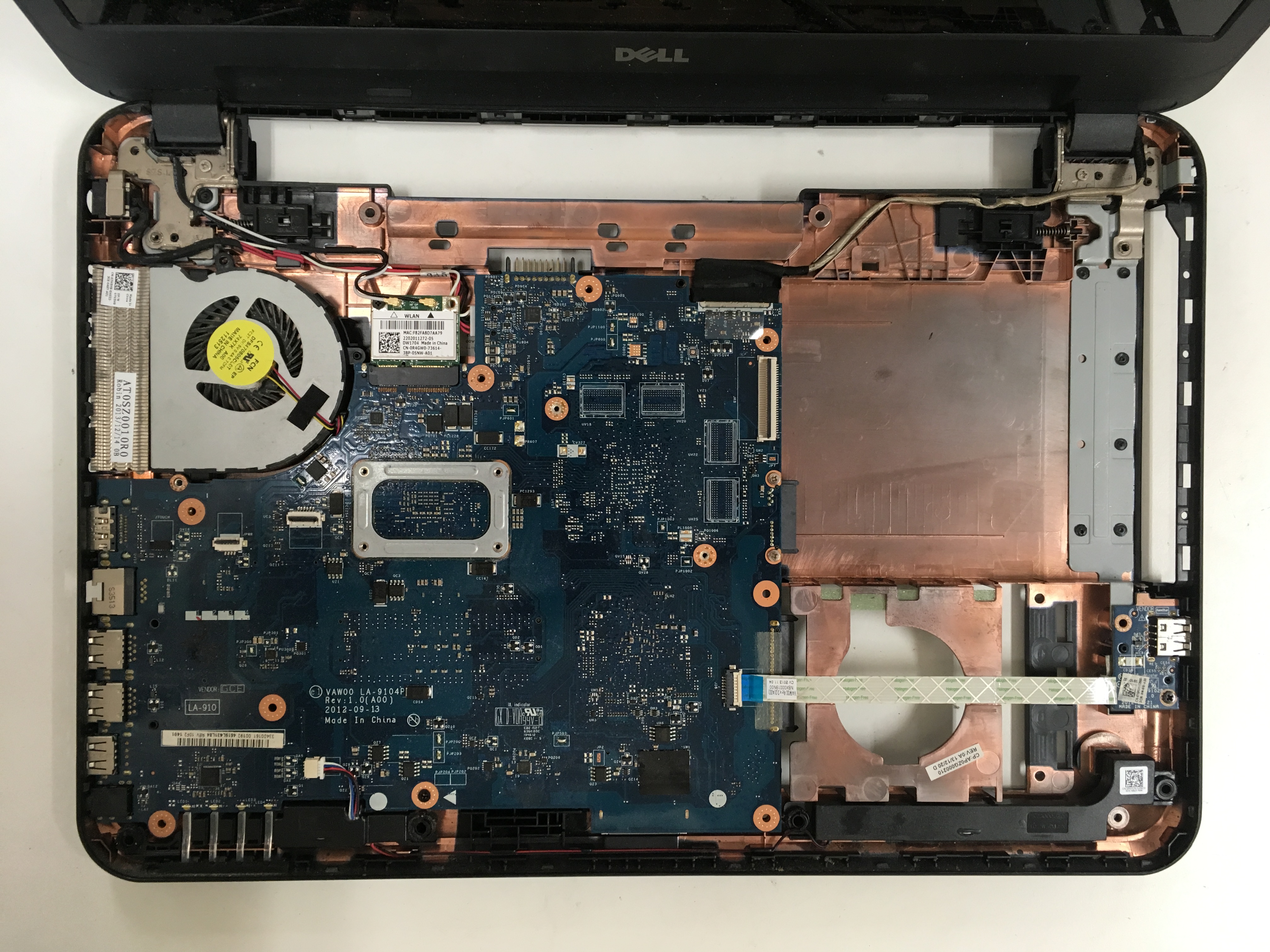 パソコンの警告音が鳴る原因と消し方！ウイルス感染詐欺の可能性もあるので注意レノボ・ ジャパン