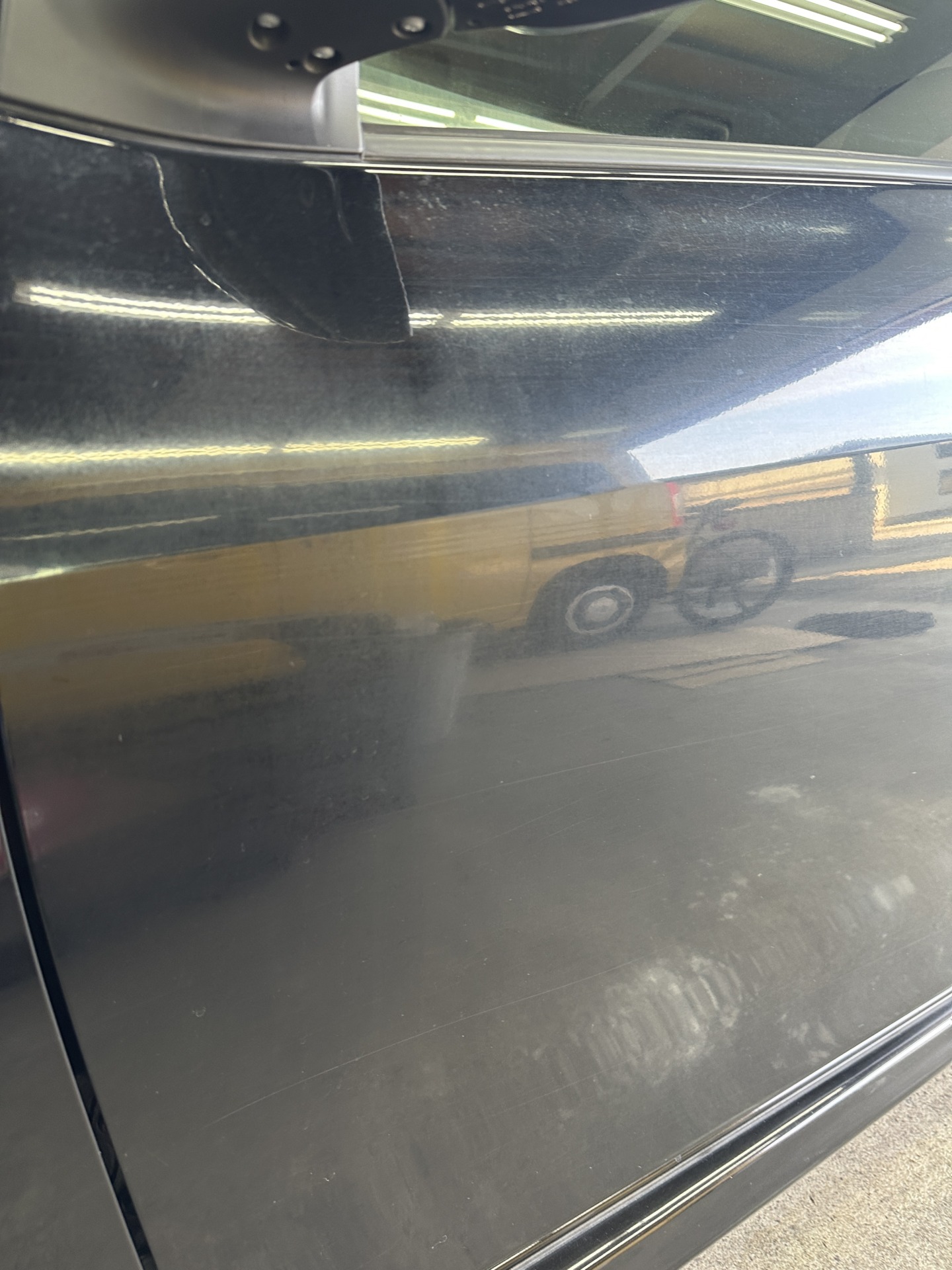 フロントガラスのモール劣化 :中古車流通研究所 オーナー日記