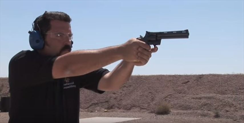 コルト・パイソン357マグナム型ライター 外箱付きブリキのおもちゃ＆アンティーク TOY GARAGE