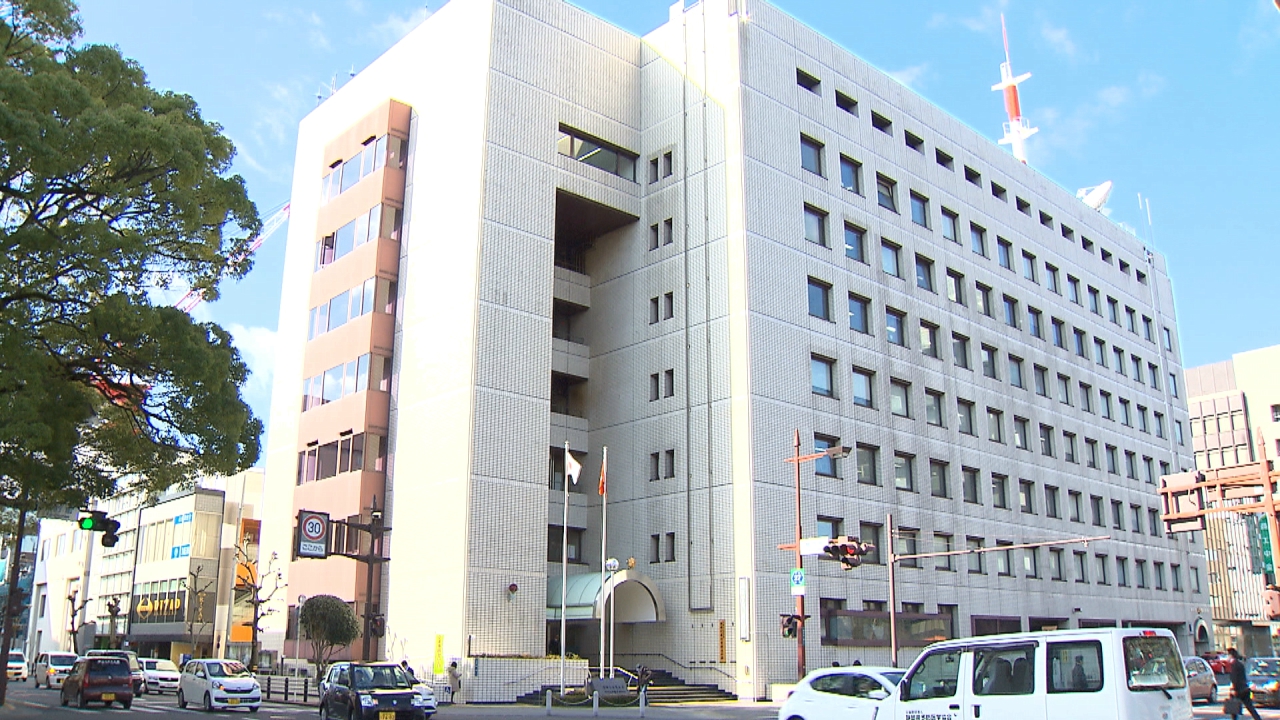 2ページ目)妊娠8カ月の女性（20）の子宮を切り裂き、胎児を取り出して逃走… 逮捕された“凶悪カップル”が語った「驚きの動機」とは | 文春オンライン