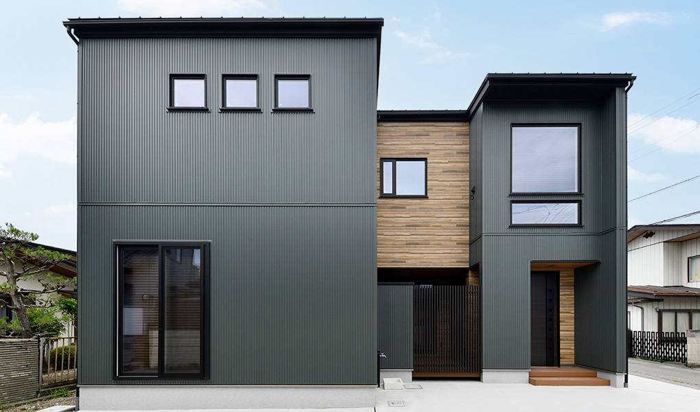 ガルバリウム鋼板を使った住宅施工例