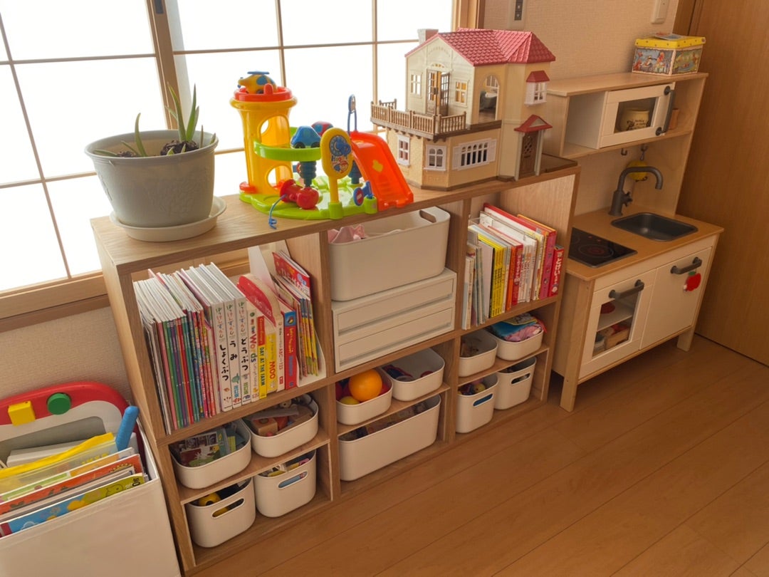 おもちゃ収納棚を無印良品で作った実例紹介！子どもが喜ぶパイン材ユニットシェルフのヒミツとはオウチーク
