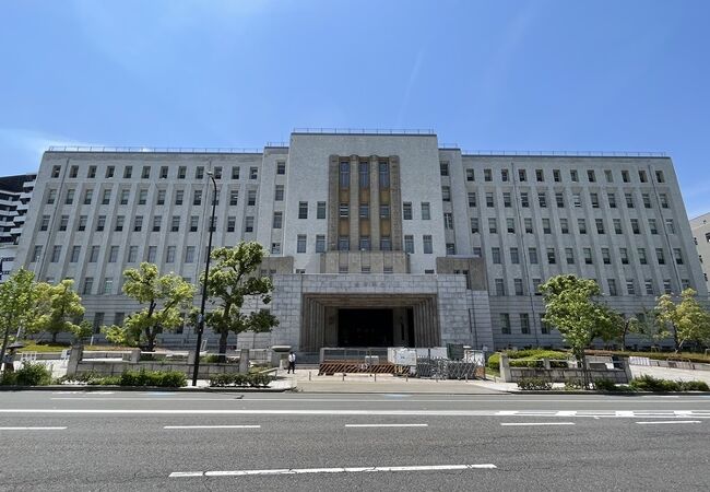 大阪府庁舎 本館鉄道で行く旅