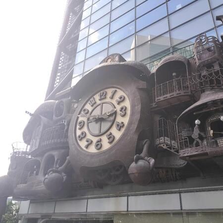 アクセス汐留駅直結のスタインウェイ常設音楽サロン