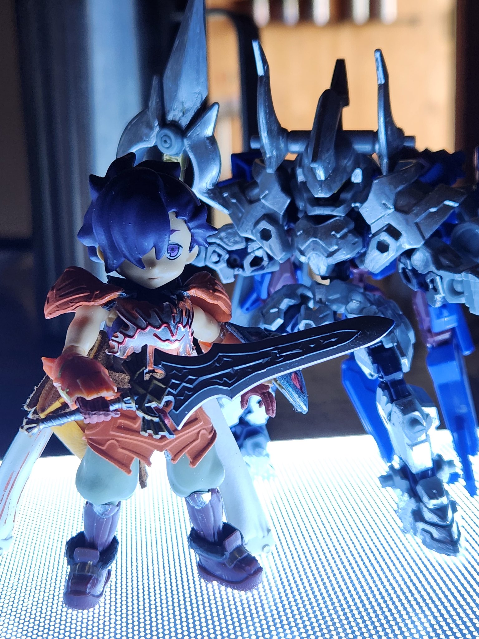 ガンプラの撮影に使える‼︎ 驚愕‼︎DAISOのトレースボードが凄すぎた 汗