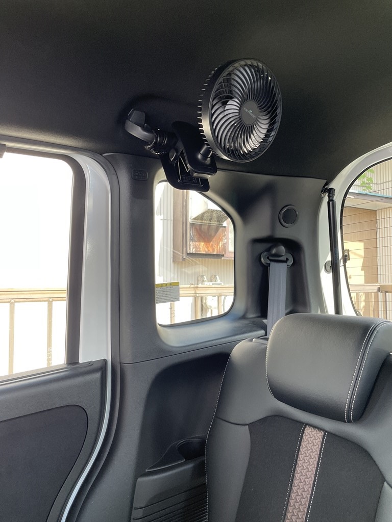 楽天市場 車 暑さ対策 後部座席の通販