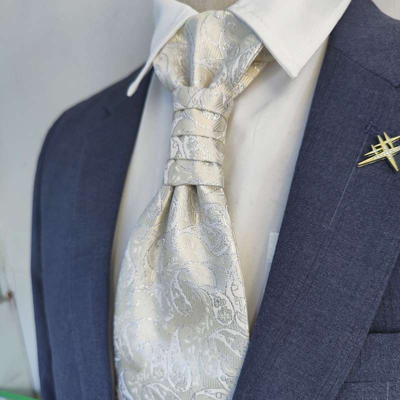 美品 スーツセレクト ネクタイ シルバー シルク ビジネス ストライプ E58 - メルカリ