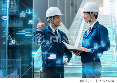 工事現場の写真Unsplashで無料写真をダウンロードする