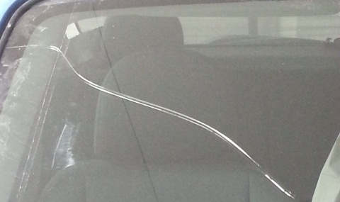 飛び石被害を受けたら？責任の所在や修理、保険利用について解説三井住友海上