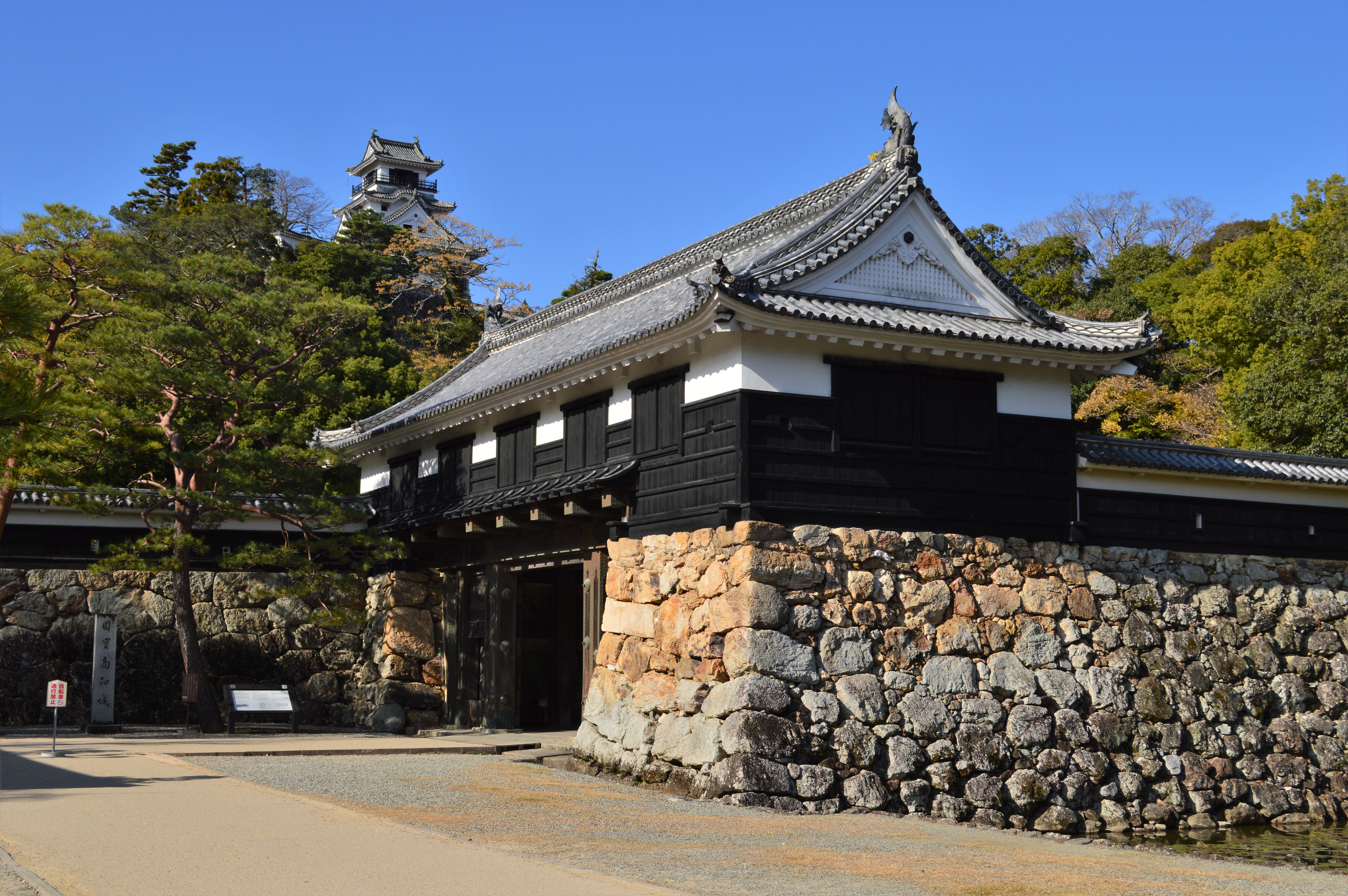 客室のご案内｜Hotel Castle（キャッスル）｜高知県高知市・はりまや橋・ひろめ市場