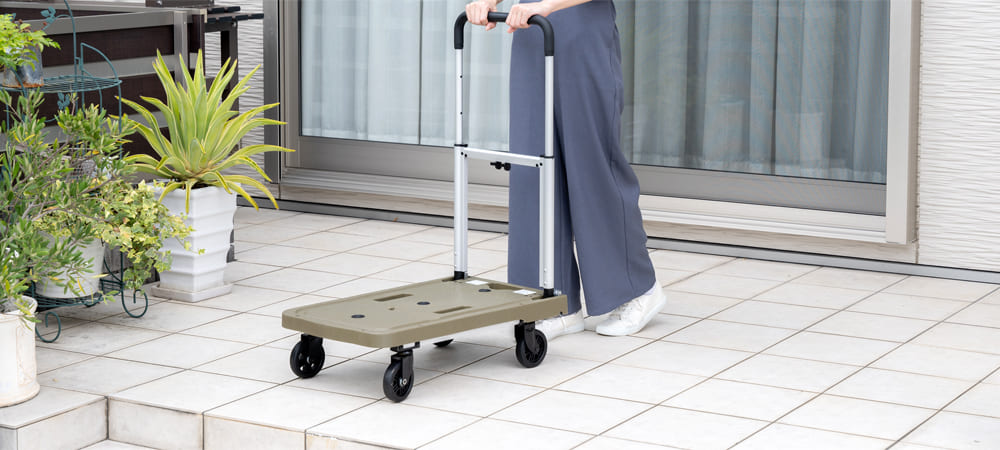 踏み台 ステップ 持ち運び 折りたたみ 軽量 ミニ脚立 ブラウン アシスタ PC-334BR 東谷 : ホームセンターバローYahoo!店 - 通販- Yahoo!ショッピング