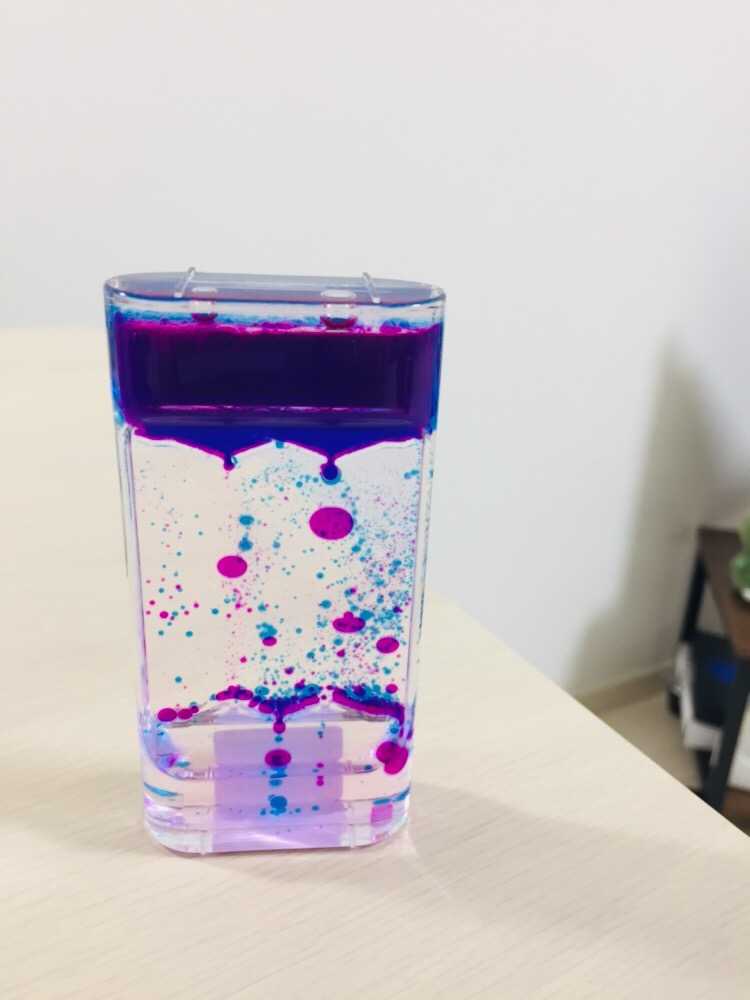 前は100均でもよく見かけたのに今は全然見当たらないこの懐かしいやつが欲しい「私もこれ探してた」 - Togetter