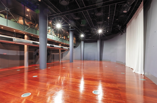 アサヒグループ本社ビル浅草ランドマーク・モニュメント- LIVE JAPAN日本の旅行・観光・体験ガイド