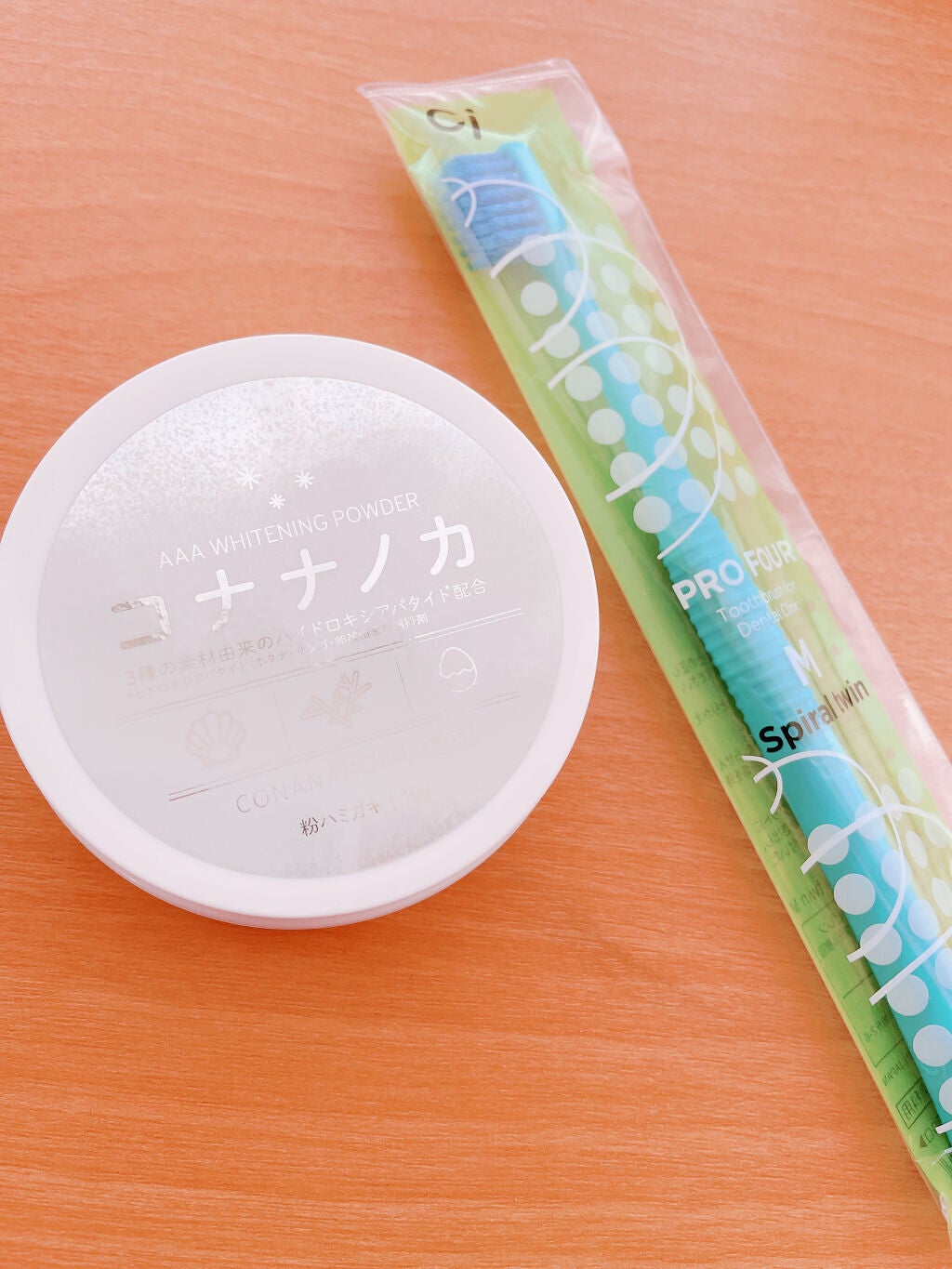 Amazon.co.jp:歯本来の白さを取り戻すコハルト コナナノカ ホワイトニング パウダー 粉 歯磨き粉 オーラルケアハイドロキシアパタイト 無添加ホームホワイトニング 歯を白くする はみがき粉 歯 ほわいとにんぐ 15g : ビューティ