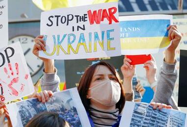 映画&ドラマ『映像研には手を出すな！』公式映画『映像研には手を出すな！』完成報告会見を行いました🎙️📸 映像研の3人に加え、大生徒会から道頓堀役の小西桜子さんとソワンデ役のグレイス・エマさん、英監督、そして阿島役の福本莉子さんにはビデオメッセージでご