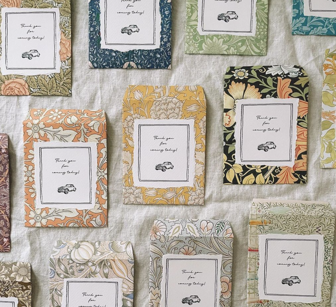 お車代の封筒の選び方や書き方とは？包む金額やマナー・ルールについても解説スピード対応！ オリジナルスタンプ工房・制作・製造 サンビ