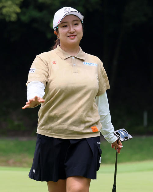 初優勝の阿部未悠プロ、かわいいゴルフ小物に改めて注目Regina レジーナ