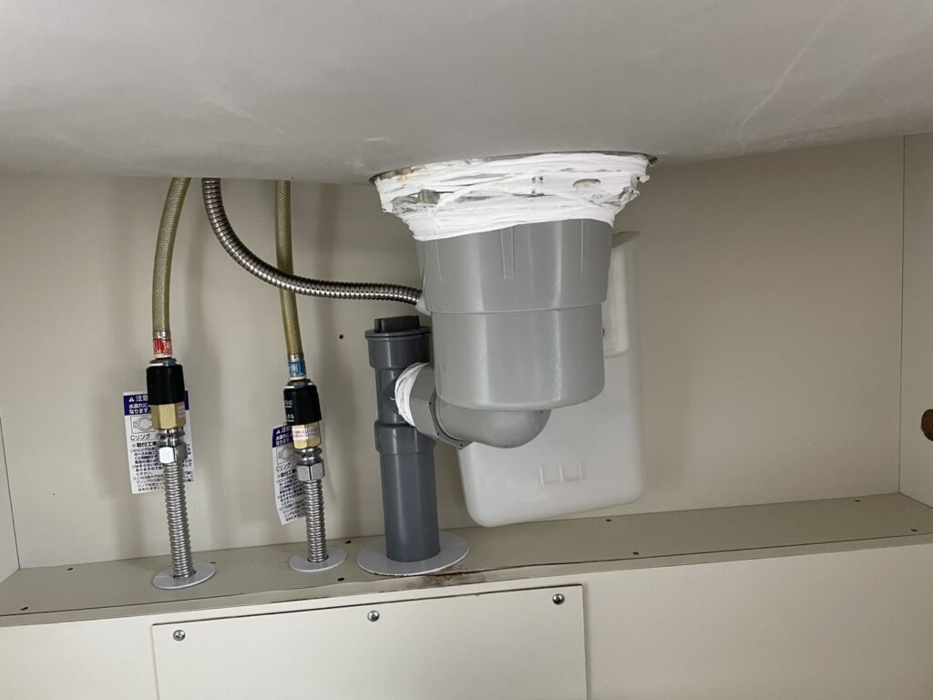 キッチンの排水管や蛇腹ホースの水漏れの修理方法～パッキン交換や排水管の交換手順を解説水のレスキュー 公式